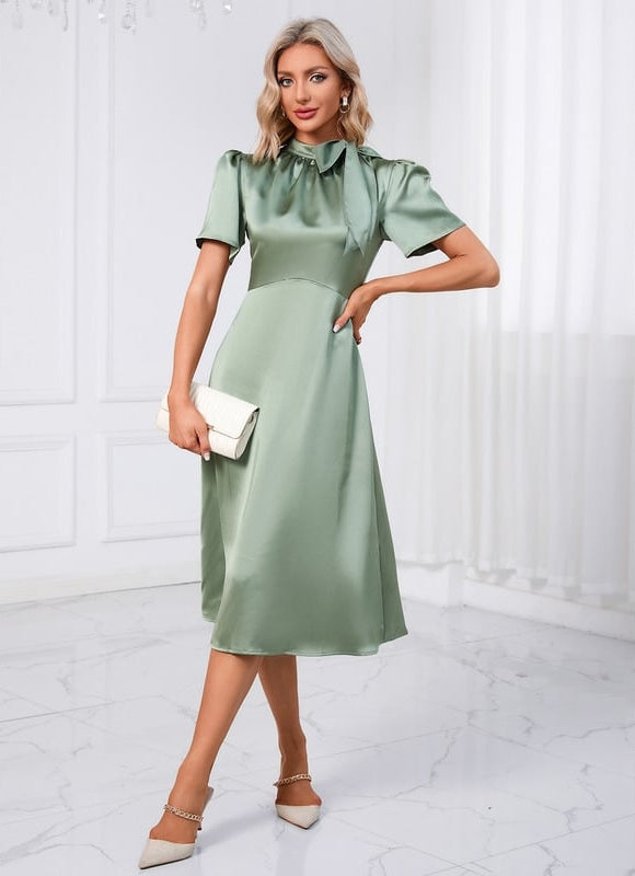 Robe Chic Satin Vert Doux - gallery 2