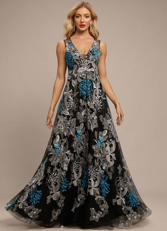 Robe Chic Floral Nocturne - gallery 1