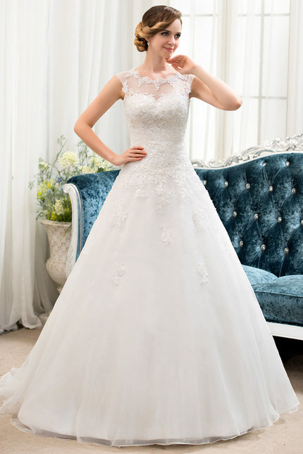 Robe Chic Blanche Traîne Dentelle Élégante