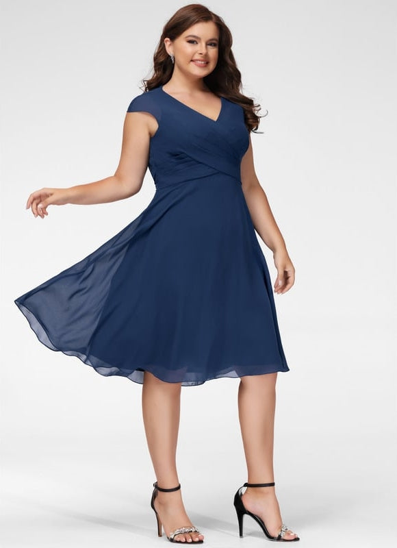 Robe Chic Cerise Flottante - gallery 6