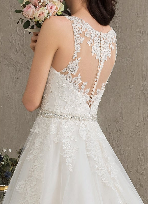 Robe Chic Blanche Traîne En Dentelle - gallery 2