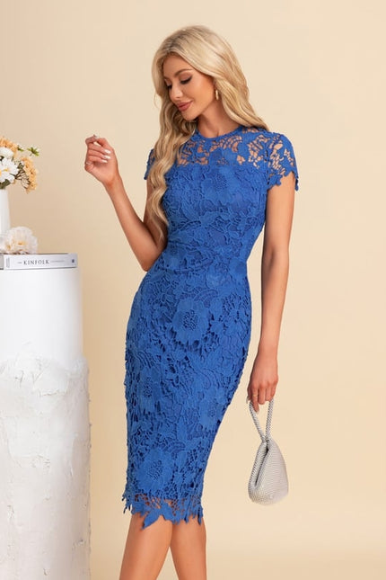Robe Chic Dentelle Azur Ajustée - gallery 1