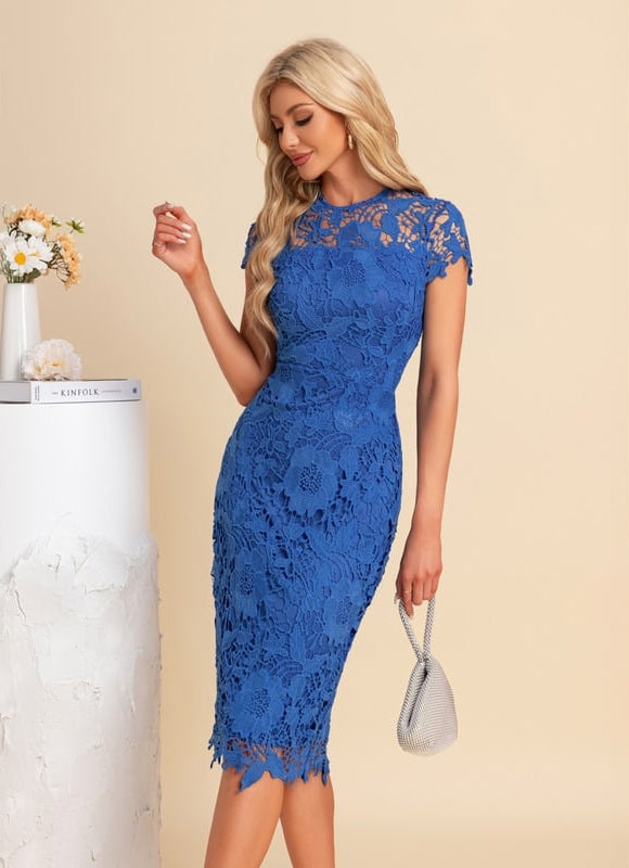 Robe Chic Dentelle Azur Ajustée - gallery 1