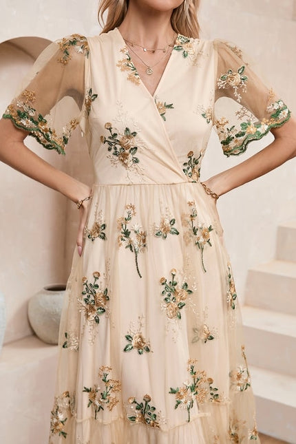Robe Chic Brodée Élégante - gallery 4