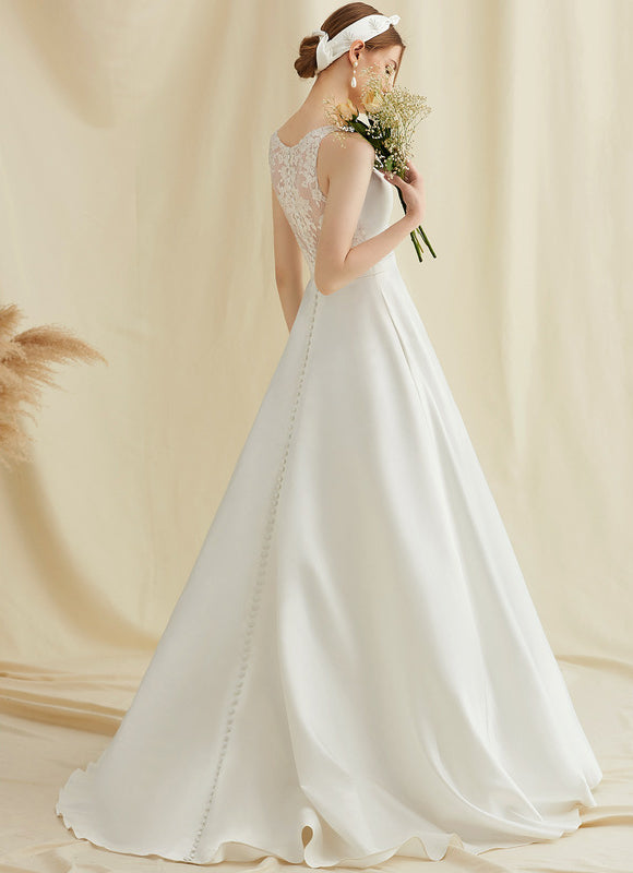 Robe Chic Satin Vignette - gallery 1