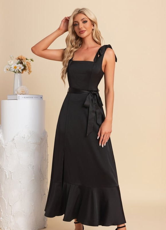 Robe Chic Satin Noir Ajustée - gallery 5
