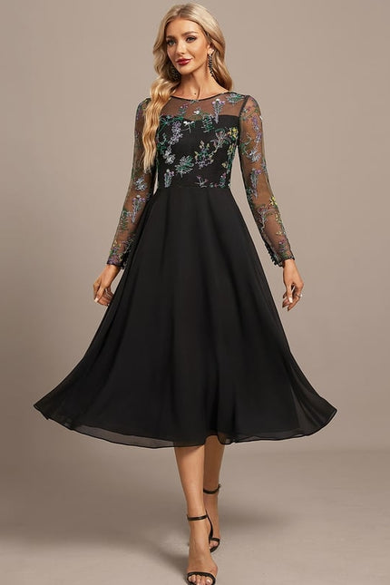 Robe Chic Élégance Florale Noir - gallery 2