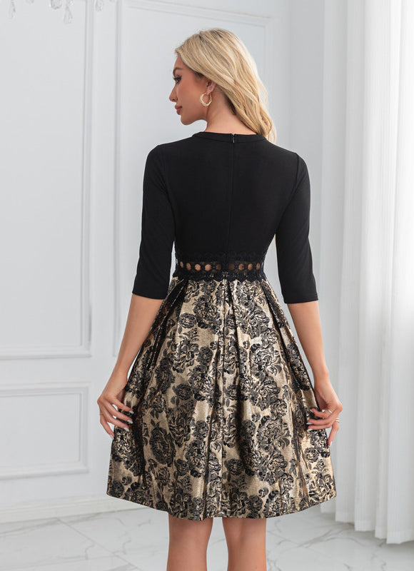 Robe Chic Trapèze Ornée - gallery 1
