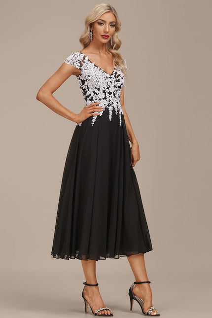 Robe Chic Noire Dentelle V-Cou Élégant - gallery 3