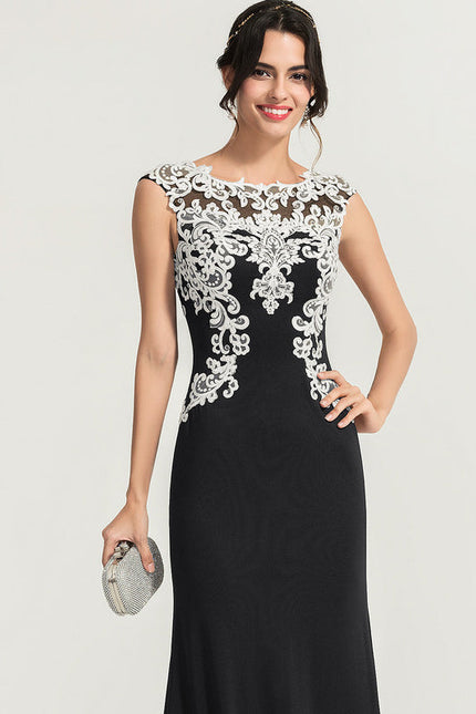 Robe Chic Noir Élégance Luminante - gallery 5