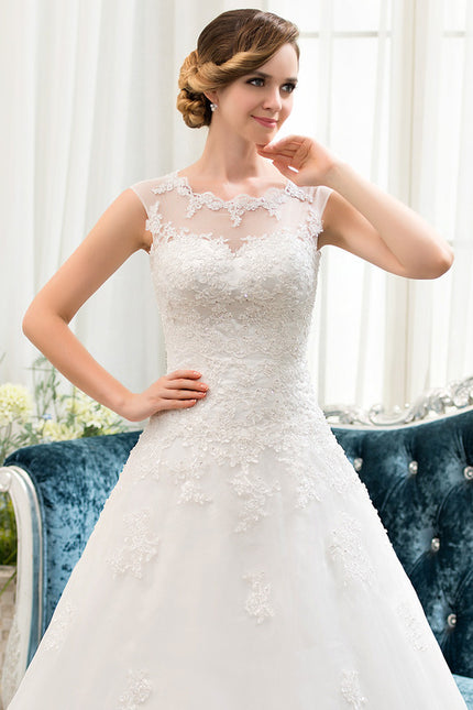 Robe Chic Blanche Traîne Dentelle Élégante - gallery 7