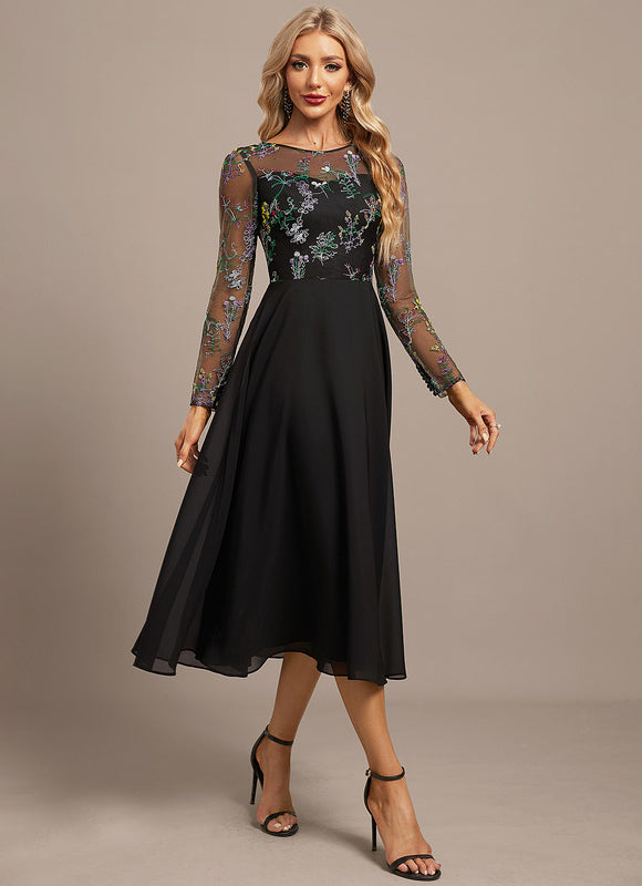 Robe Chic Élégance Florale Noir - gallery 4