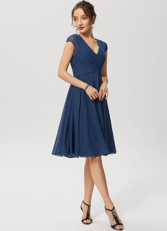 Robe Chic Cerise Flottante - gallery 1