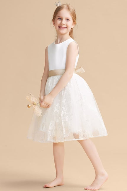 Robe Chic Beige Satin Dentelle Fille - gallery 6