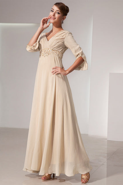Robe Chic Beige Perlée Ras Du Sol - gallery 1