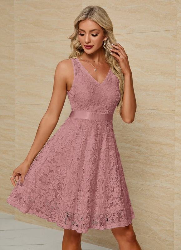 Robe Chic Mi-Longue Ajourée - gallery 7