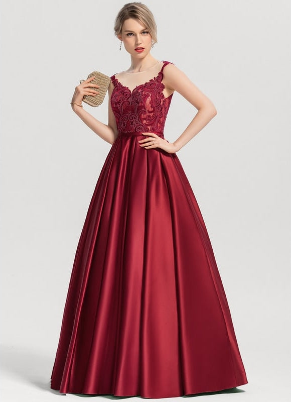 Robe Chic Rouge Opulent - gallery 1