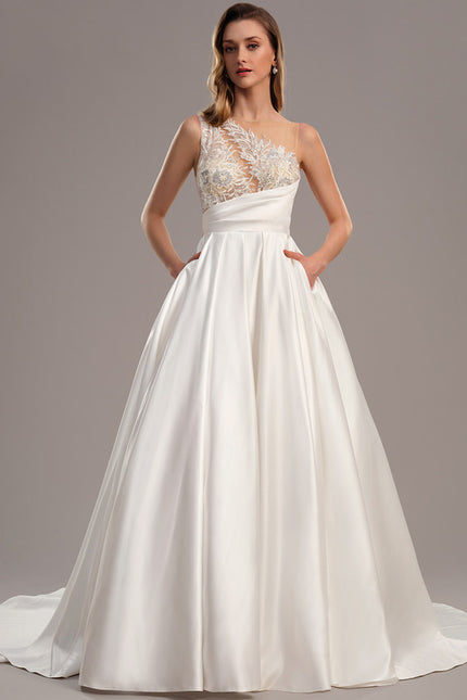 Robe Chic Satin Éclat Raffiné