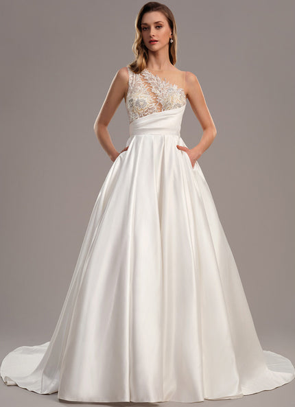 Robe Chic Satin Éclat Raffiné