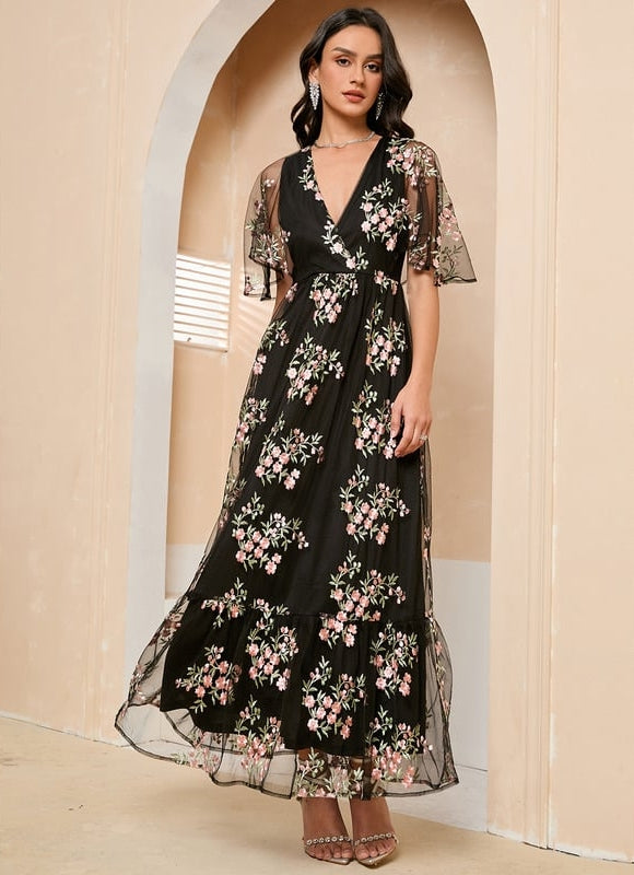 Robe Chic Fleur Noire Éthérée - gallery 3