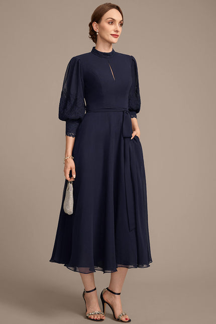 Robe Chic Bleu Marine Dentelle Élégante - gallery 3