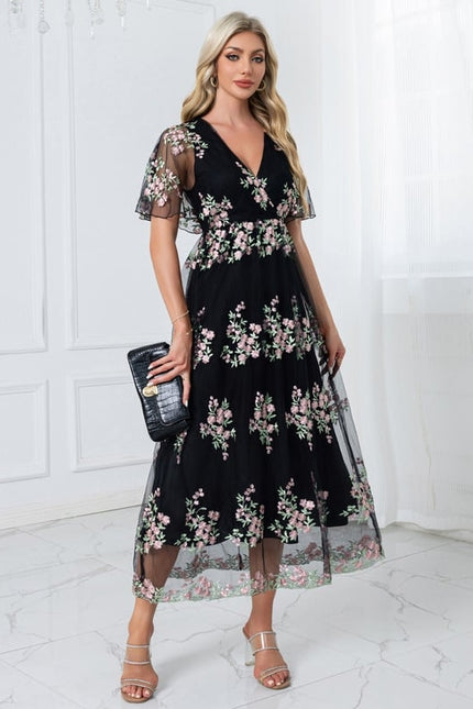 Robe Chic Brodée Élégante - gallery 4