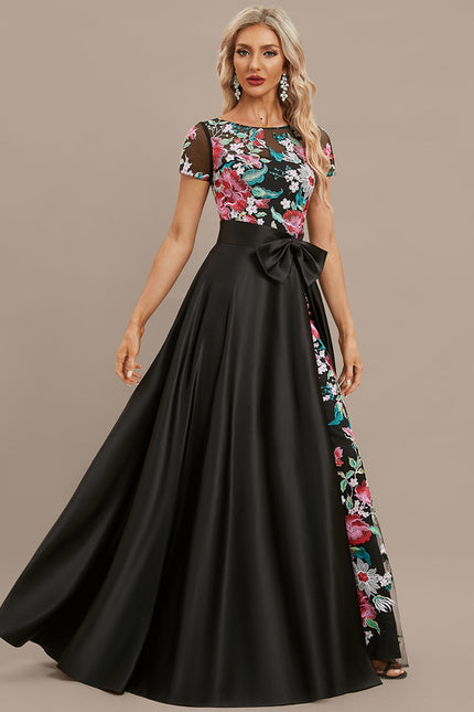 Robe Chic Noir Floral Satin - gallery 3