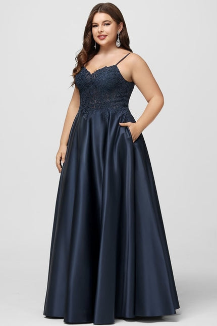 Robe Chic Bleu Marine Satinée - gallery 8