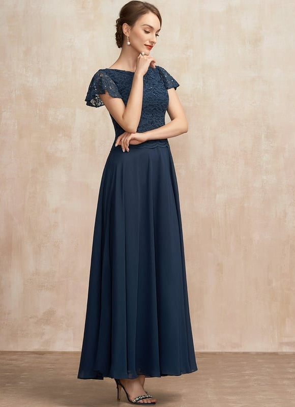 Robe Chic Rouge Élégant - gallery 3