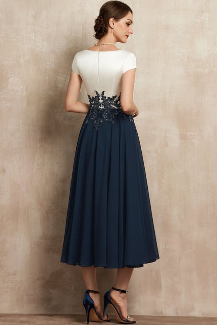 Robe Chic Bleu Nuit À Appliques Élégantes - gallery 3