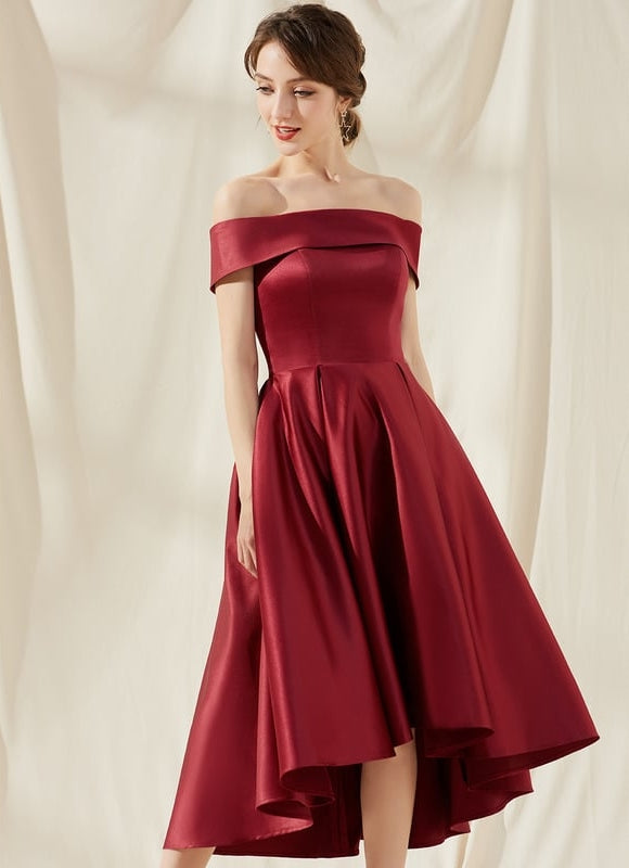Robe Chic Rouge Satiné Élégant