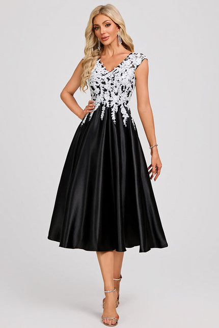 Robe Chic Noire Et Blanche - gallery 1