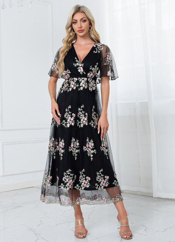 Robe Chic Brodée Élégante