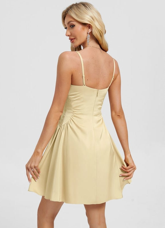 Robe Chic Jaune Pâle Satinée - gallery 1