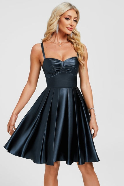 Robe Chic Satinée Noire - gallery 5