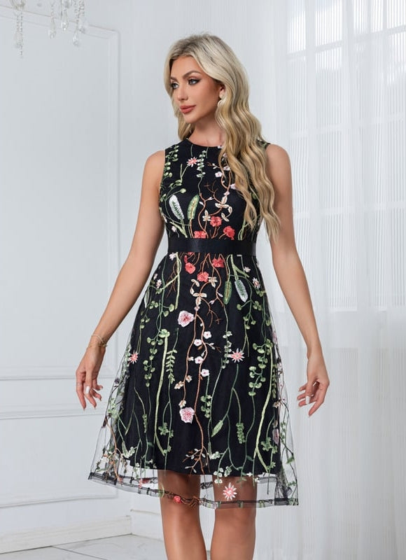 Robe Chic Fleurs Nocturnes - gallery 9