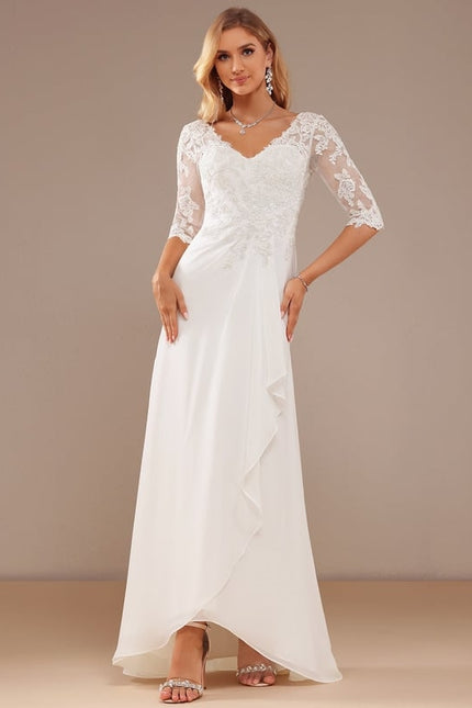 Robe Chic Blanche Dentelle Asymétrique