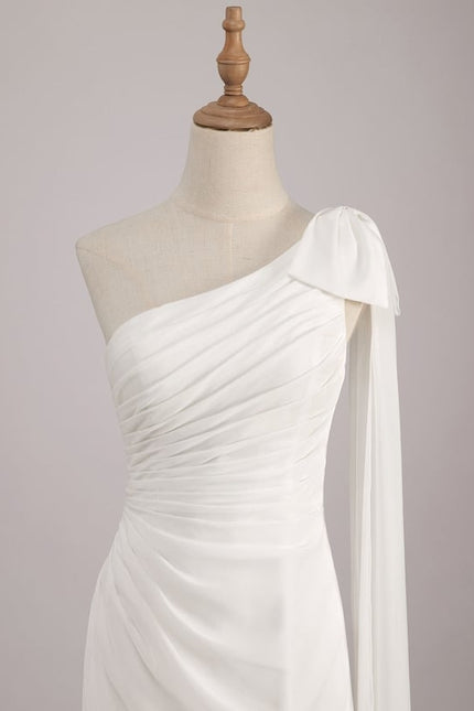 Robe Chic Blanche Asymétrique Avec Traîne - gallery 5