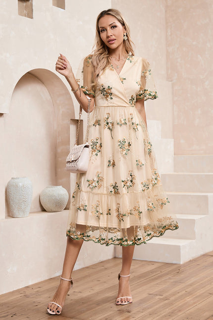 Robe Chic Brodée Élégante - gallery 2