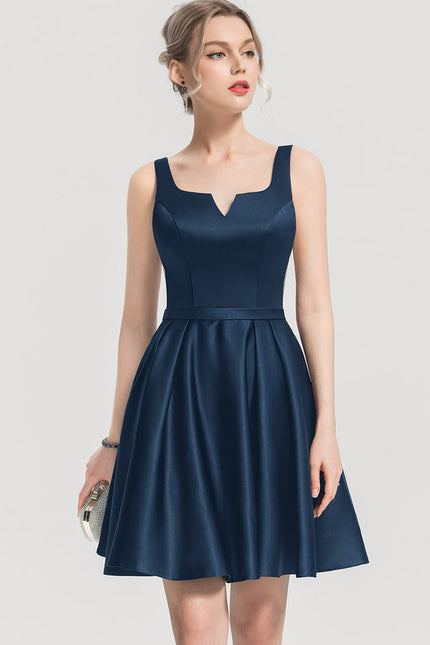 Robe Bleu Marine Chic Courte