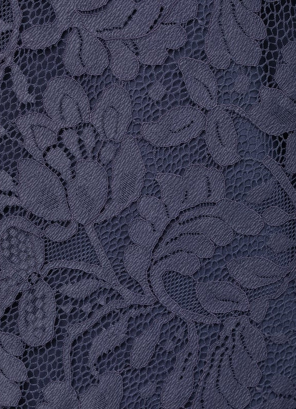 Robe Chic Dentelle Fluide - gallery 5