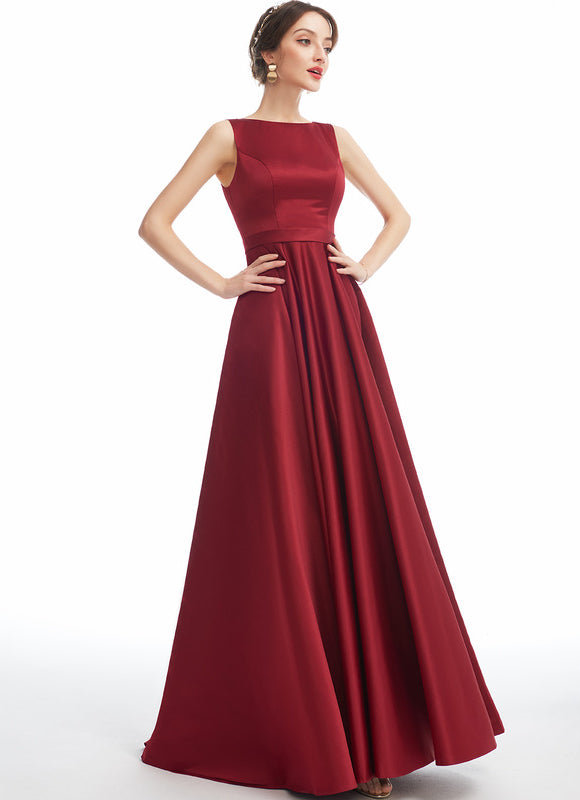 Robe Chic Rouge Satiné - gallery 3