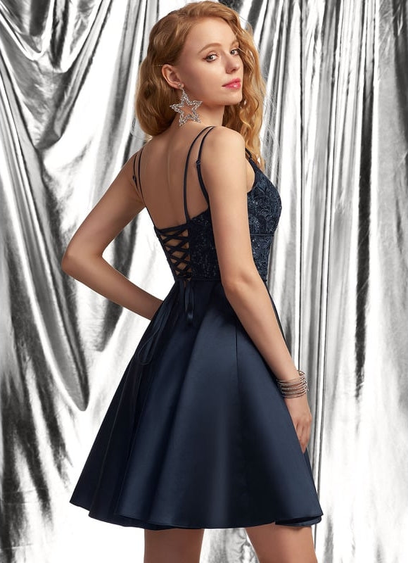 Robe Chic Marine Satinée Élégante - gallery 2