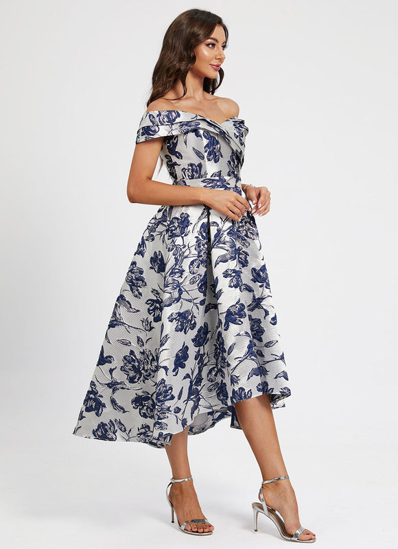 Robe Chic Fleur Satinée Élégante - gallery 3