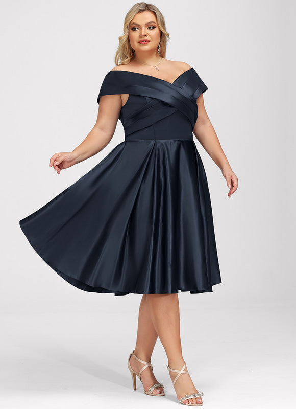 Robe Chic Bleu Marine Satinée - gallery 5