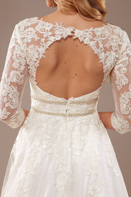 Robe Chic Blanche Traîne En Dentelle - gallery 1