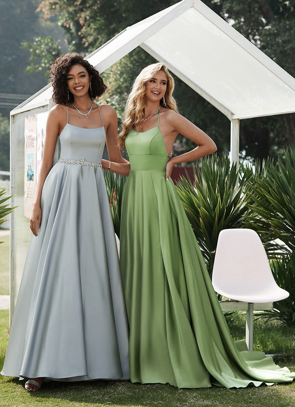 Robe Chic Verte Satinée Avec Traîne - gallery 4