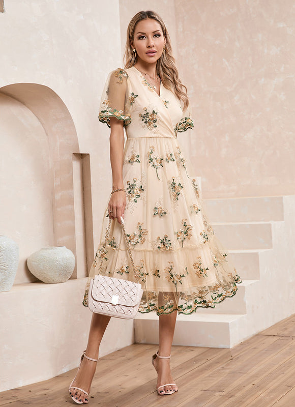 Robe Chic Brodée Élégante