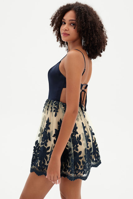 Robe Chic Charme Enigmatique - gallery 4