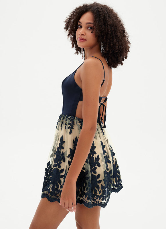 Robe Chic Charme Enigmatique - gallery 4